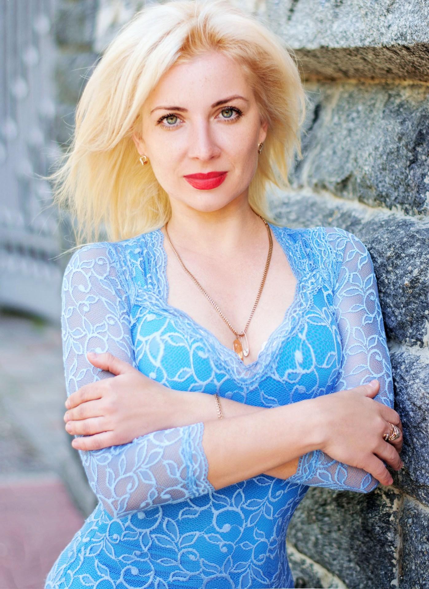 Elena| a single women from Ukraine