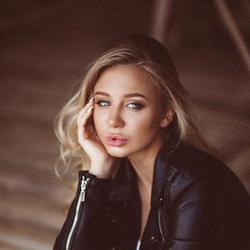Kseniya, Russian