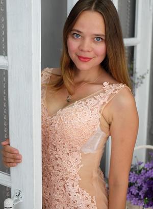 Alfina, Russian