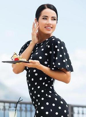 Olya, Russian