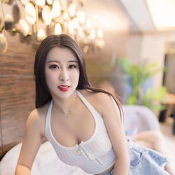 Lisa, China