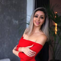 Svitlana, Italy